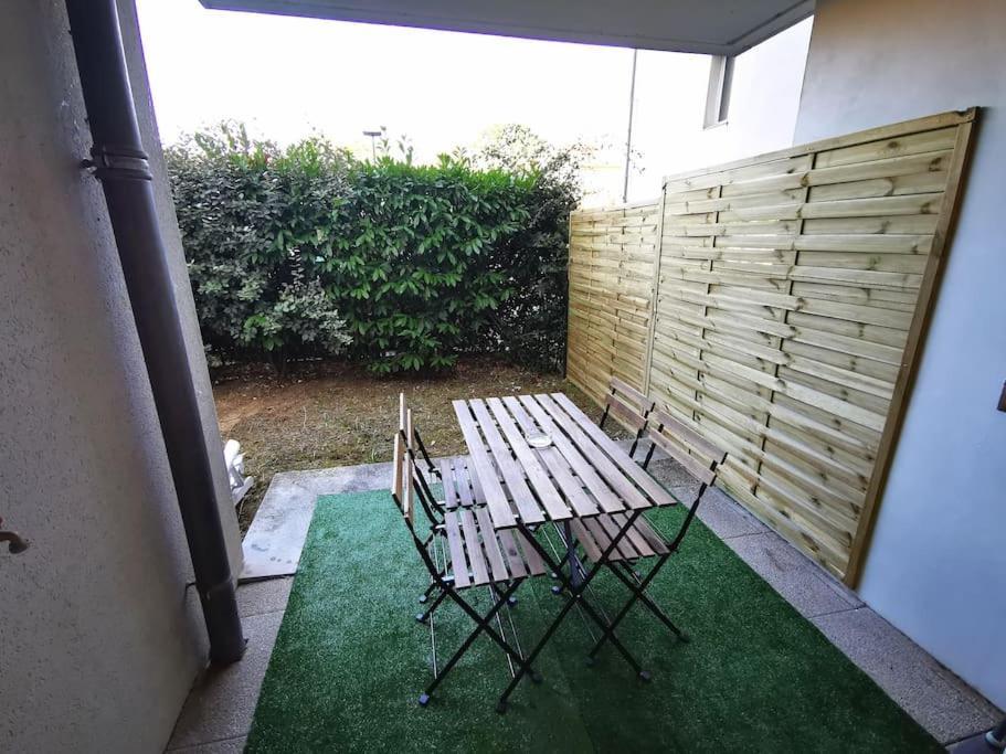 Grand Studio Lumineux Et Sa Terrasse Au Calme Toulouse Ngoại thất bức ảnh